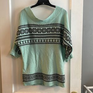 New York & Company boat neck 3/4 length sleeve sweater